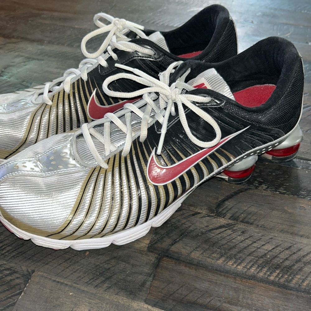 Nike shox size 13